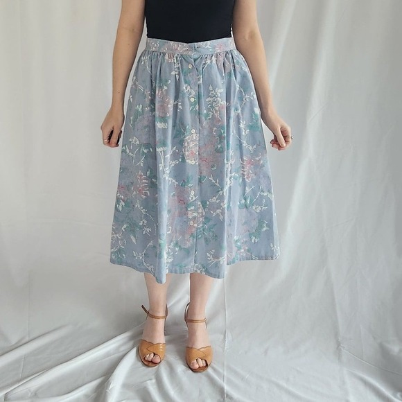 80s Blue‎ Floral Vest and Skirt Set - Picture 4 of 7